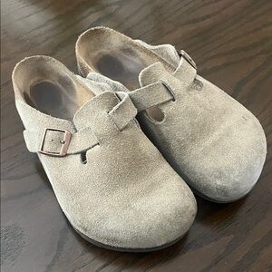 BIRKENSTOCK BOSTONS TAUPE